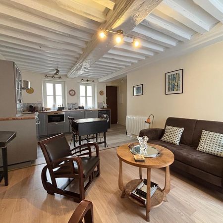 Les Remparts Apt Spacieux 1 Er Etage Renove Joliment Decore Bien Equipe Plein Centre Bayeux Proche Plages Du Debarquement Parking Gratuit A Proximite 외부 사진